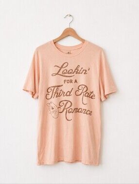 🆂🅰🅻🅴•Cheekys Lookin For A Third Rate Romance Tee